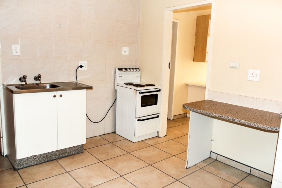 1 Bedroom Property for Sale in Kannoniers Park North West